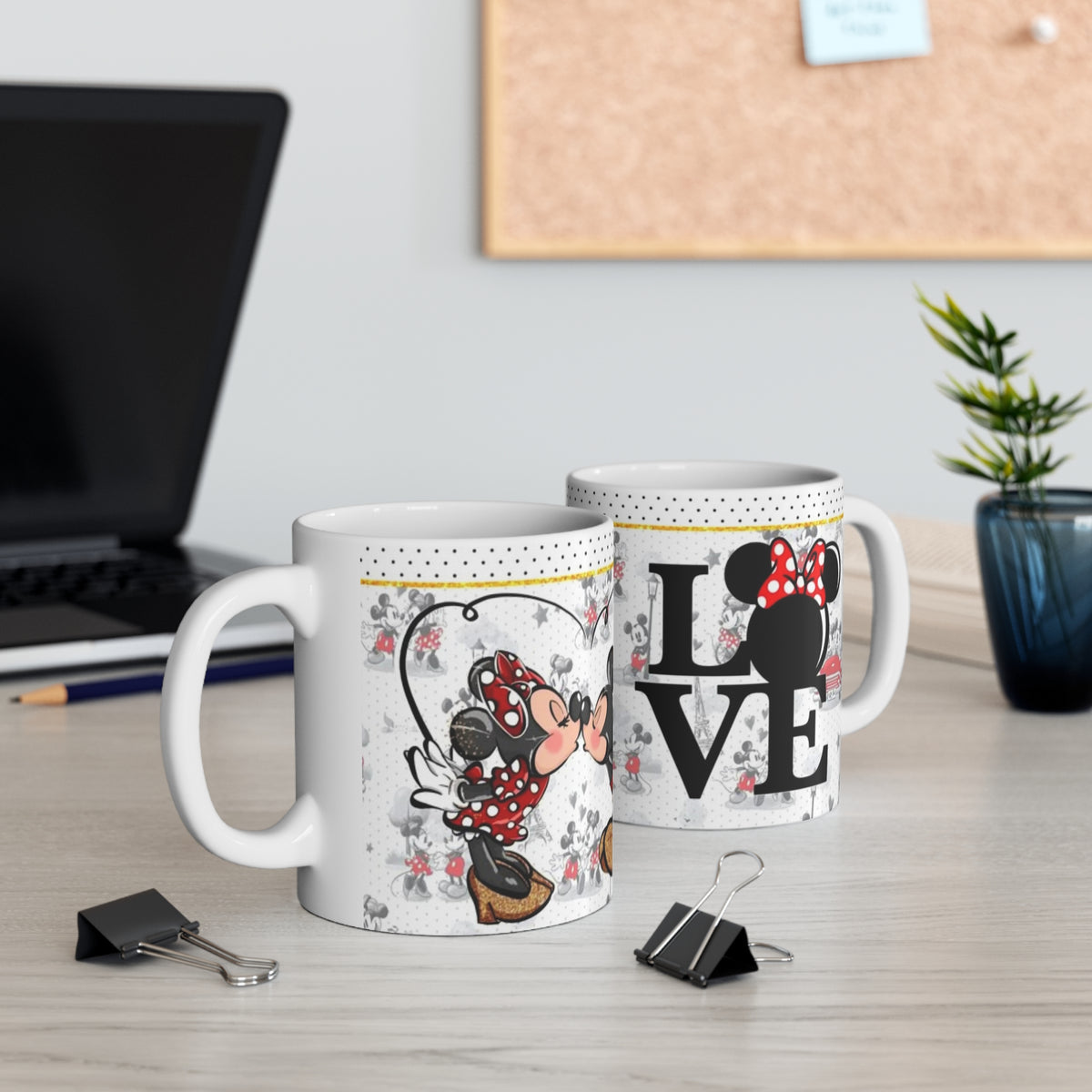 Classic Cartoon Couple Kissing Mug | Love Coffee Mug 11oz
