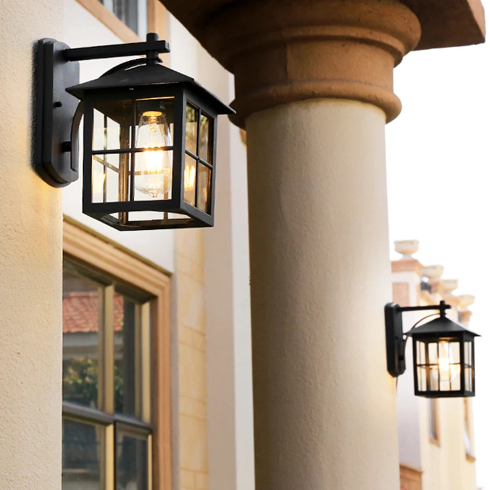 Antique Outdoor Wall Light – Porch & Garden Fixture (E27 Bulb)