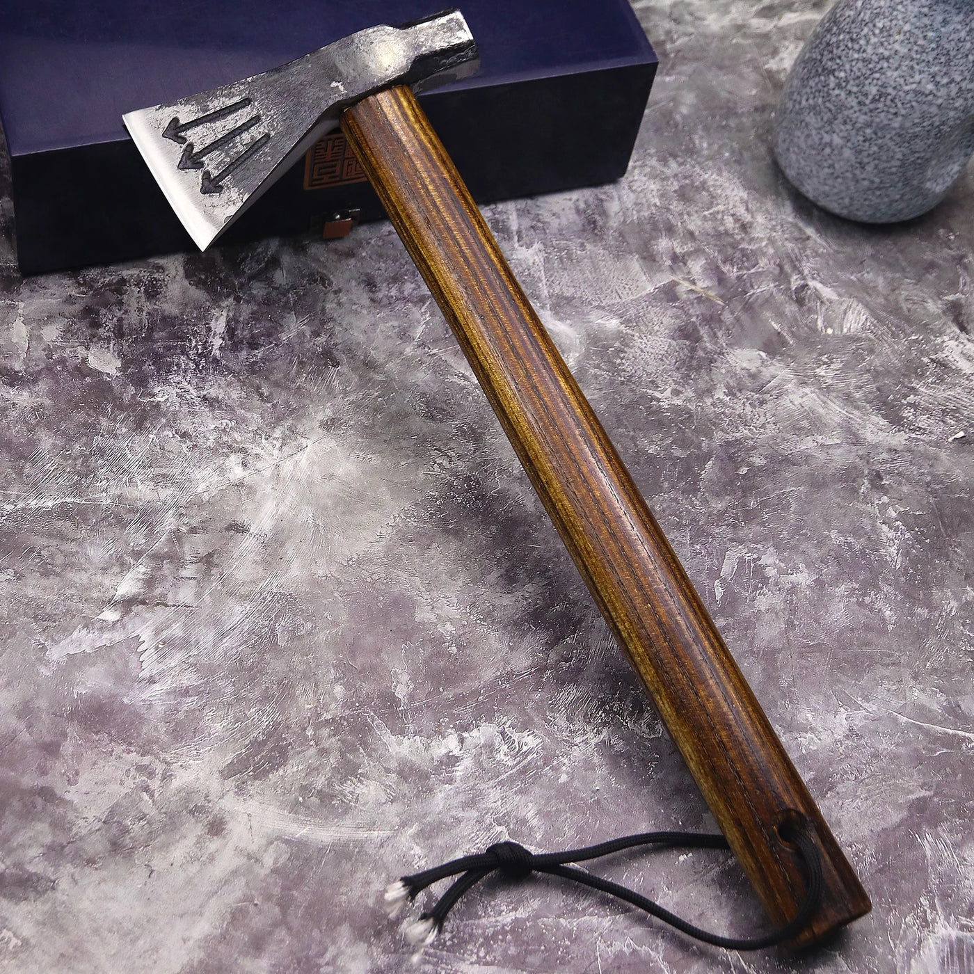 Handcrafted Viking Axe – Strength, Tradition, and Functionality in One!